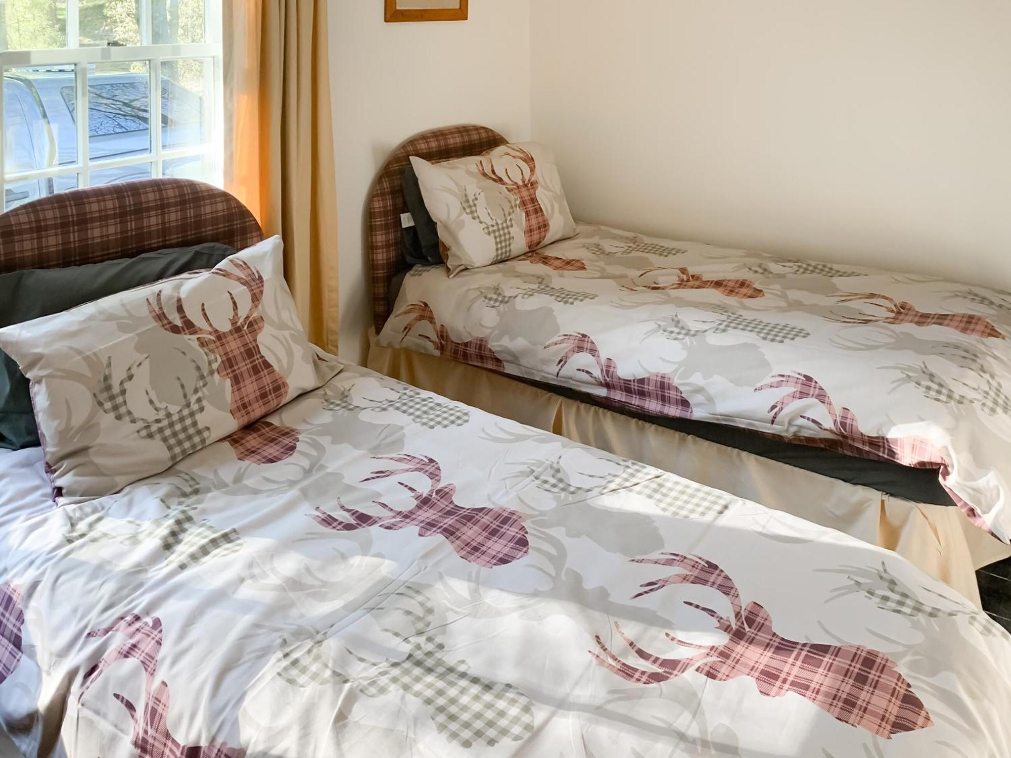 Ardross Villa Comrie Bagian luar foto